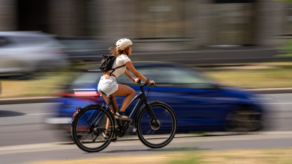 Preparatevi per il ritorno a scuola: Pedala in modo più intelligente con leE-Bikes  Fafrees  e le offerte esclusive per gli studenti!